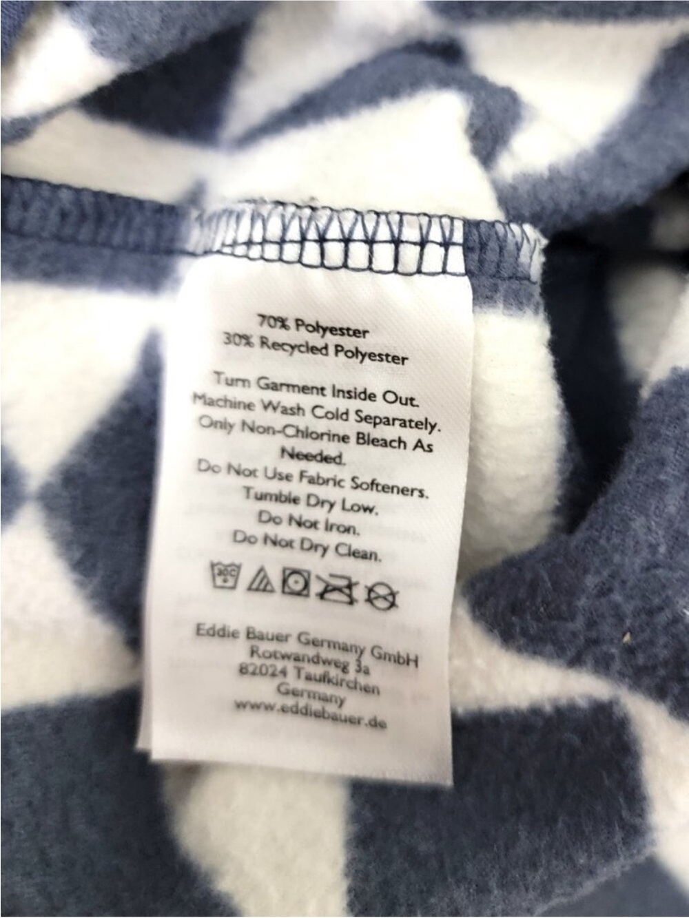 THE GREAT. Navy and White Geometric Half-Zip Fleece Sweater - Picture 6 of 9